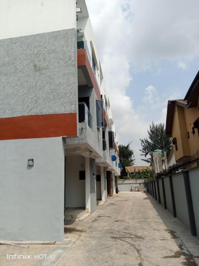 Okin Home Ikeja Exterior photo